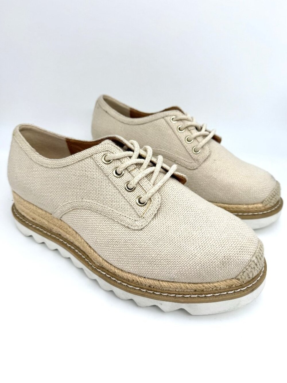 New Torrid Cream Platform Shoes - Size 8WW